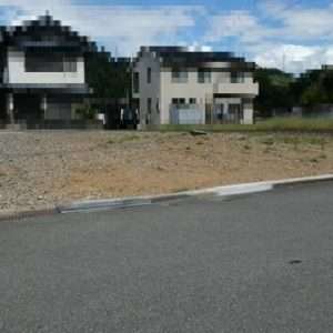 吾川郡いの町枝川 土地 【南・北・東が道路で解放感あり】