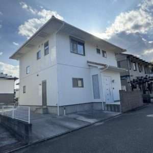 高知市春野町南ヶ丘3丁目 戸建住宅 【2006年築の5LDK】 高知市春野町南ヶ丘3丁目 戸建住宅 【2006年築の5LDK】