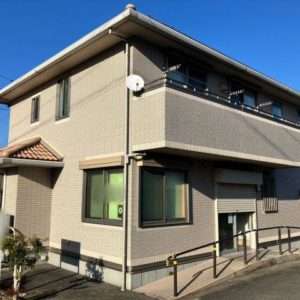 高知市若草南町 店舗付き住宅 【土佐道路から徒歩1分】